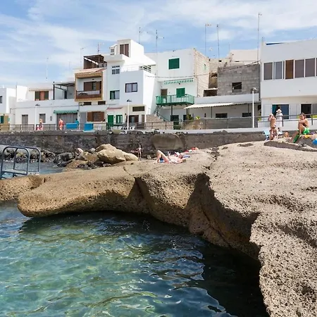 La Caleta With Apartment *