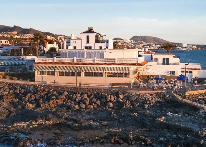 La Caleta With Apartment